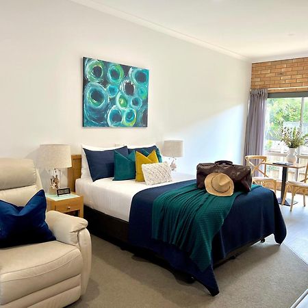Coastal Waters Motor Inn Lakes Entrance Ngoại thất bức ảnh