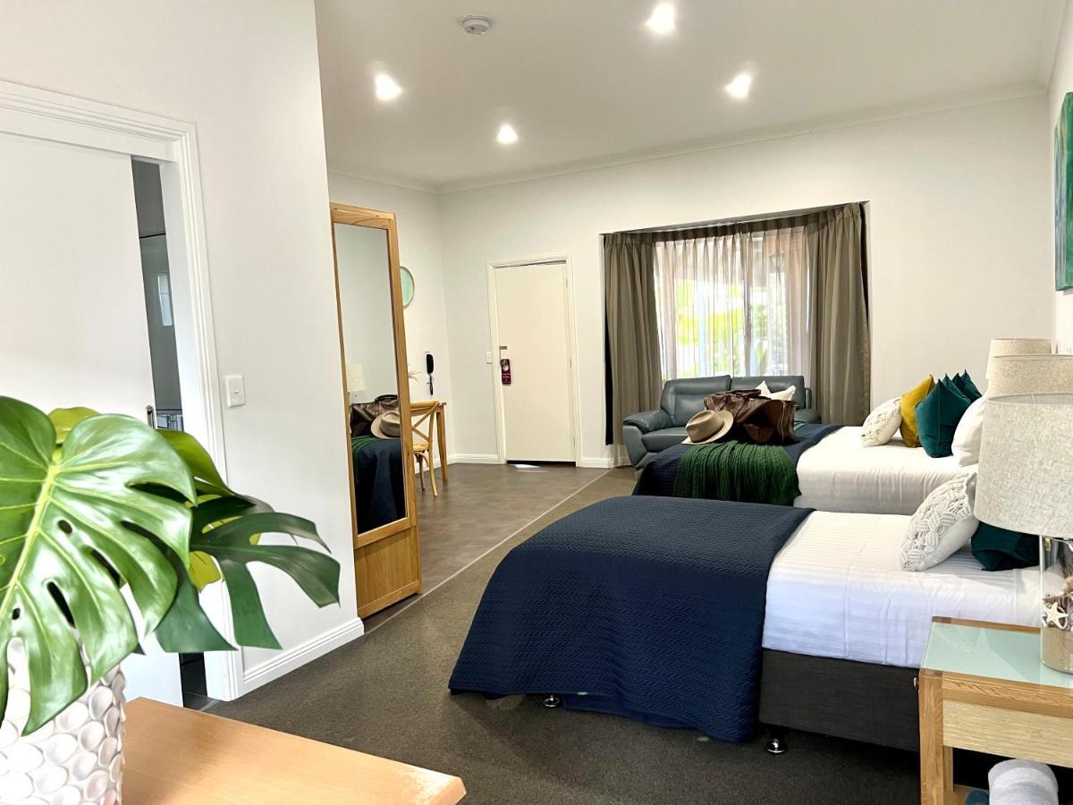 Coastal Waters Motor Inn Lakes Entrance Ngoại thất bức ảnh
