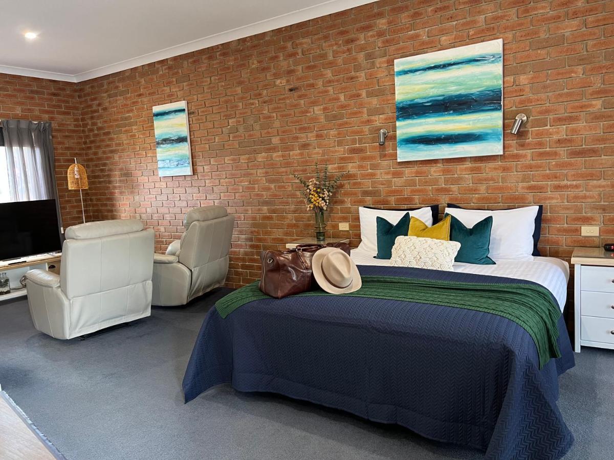 Coastal Waters Motor Inn Lakes Entrance Ngoại thất bức ảnh