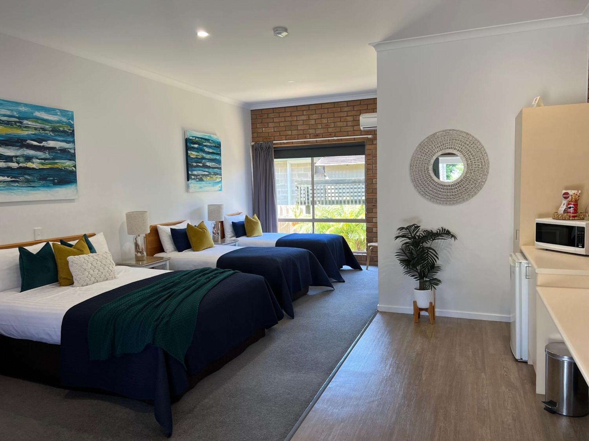 Coastal Waters Motor Inn Lakes Entrance Ngoại thất bức ảnh