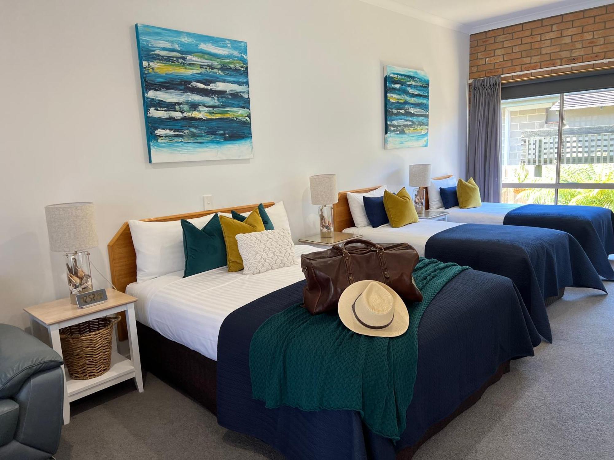 Coastal Waters Motor Inn Lakes Entrance Ngoại thất bức ảnh
